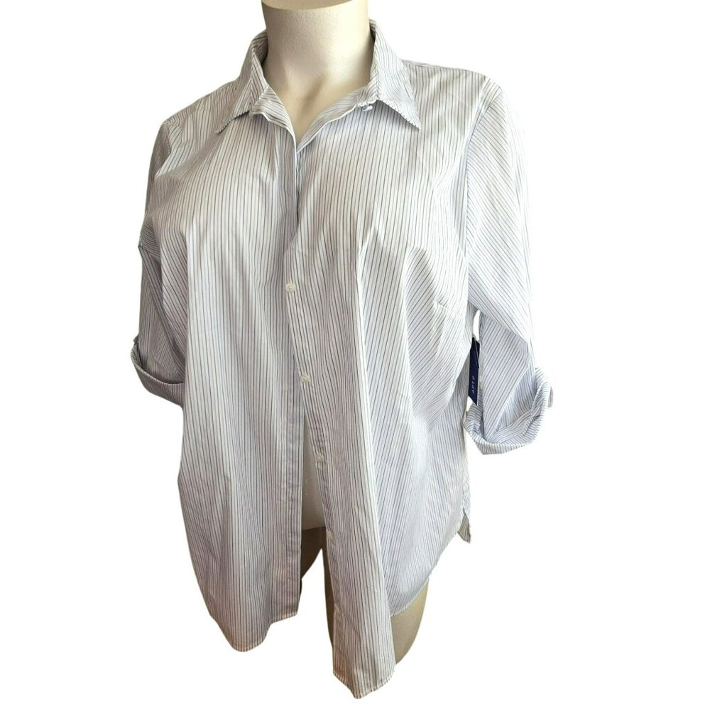 Womens Button-Up Collared Shirt White Blue & Black Pinstripes Size 3X JJ4040